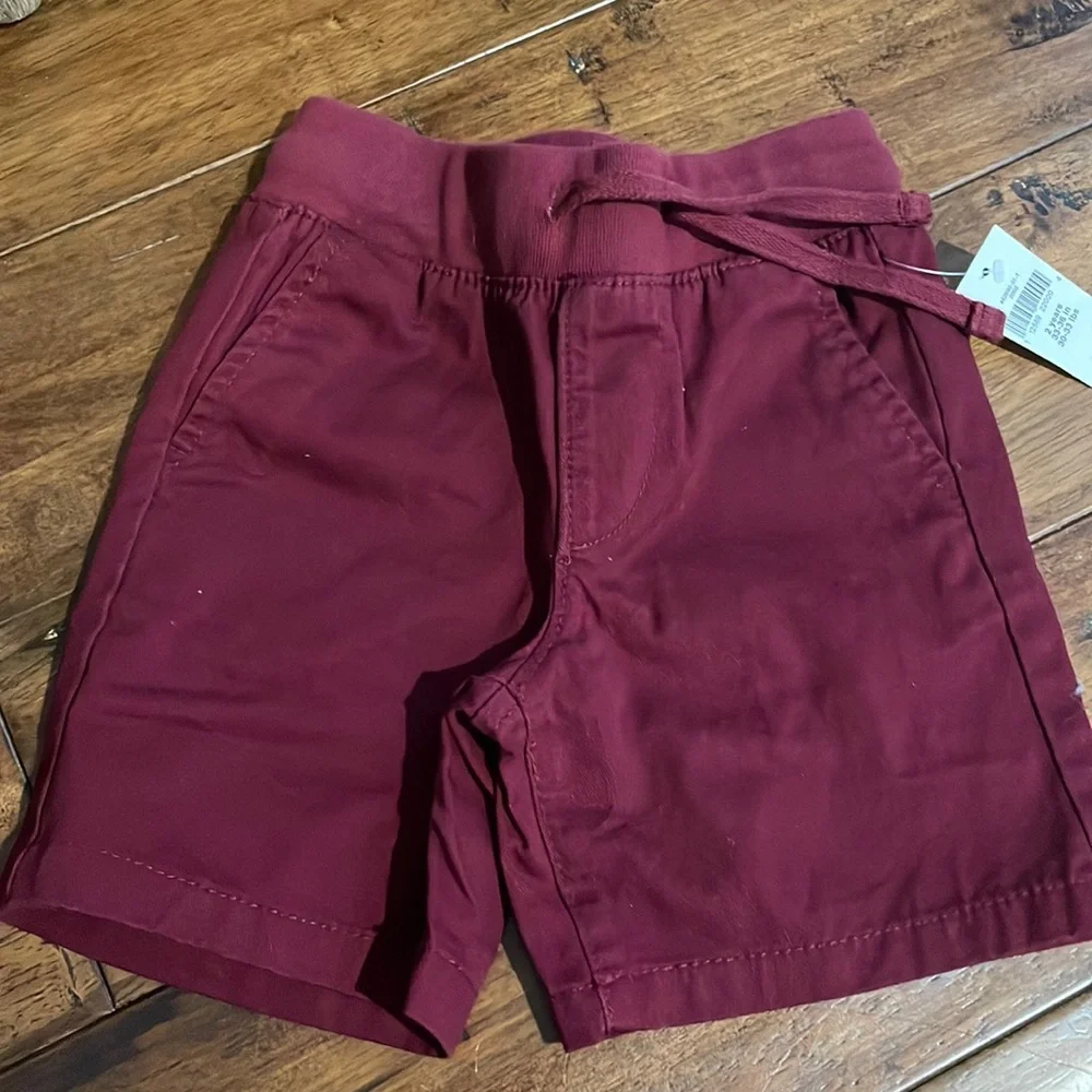 Gap Shorts NEW - Picture 6 of 7